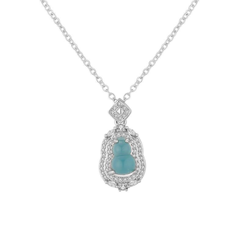 2024 High-End Women's Gourd Pendant Necklace: Light Luxury, Chinese Style, Clavicle Chain for a Chic Cold Temperament.