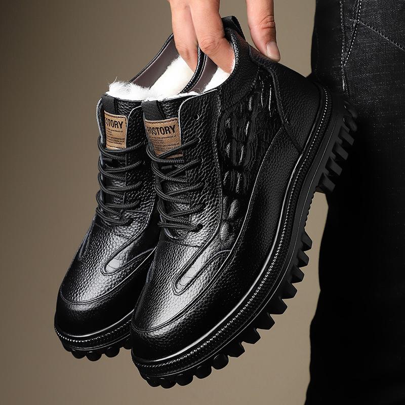 Cotton shoes men's 2025 winter new leather wool piled thickened warm snow boots dad casual high-top leather shoes