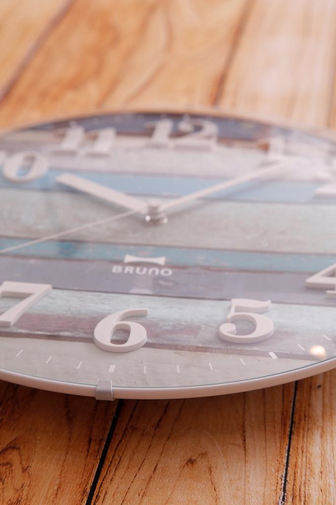 BRUNO Radio-Controlled Vintage Wood Clock, Blue, BCR008-BL