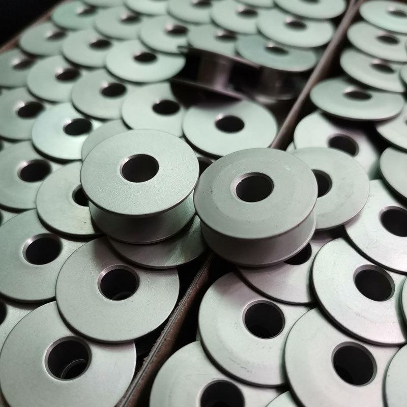 

Металлические бобины для швейной машины 10 алюминиевых бобин Промышленные одноигольчатые швейные машины Посетите магазин швейных принадлежностей Cutex