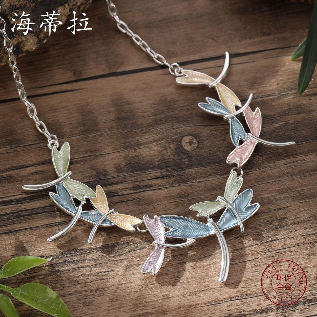 New color painted oil dragonfly flying necklace, summer small fresh lady simple versatile dragonfly necklace