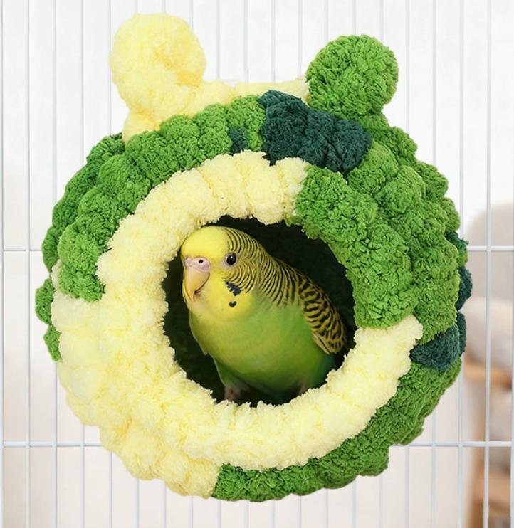 Plush, Durable, Eco-Friendly Christmas Hanging Bed for Parrots and Budgies