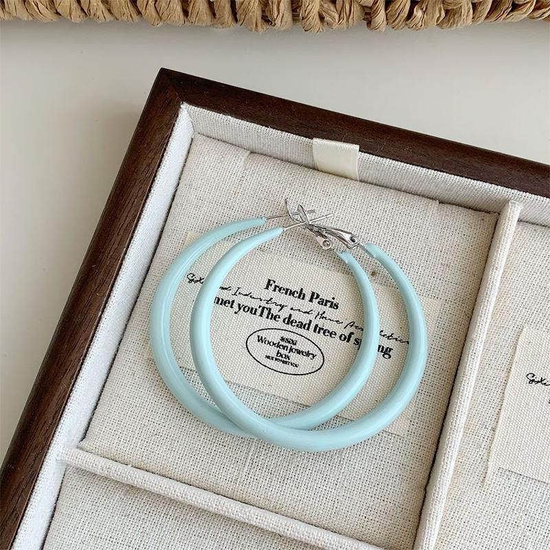 

1 пара серег-колец цвета макарон с дофамином для женщин, однотонные большие круглые серьги-пряжки для ушей, темпераментные универсальные серьги, подарки