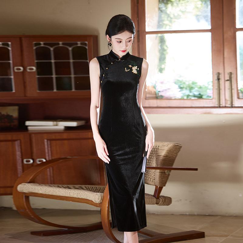 Black velvet new Chinese Suzhou autumn long cheongsam improved young 1011 new women's high-end spring and autumn