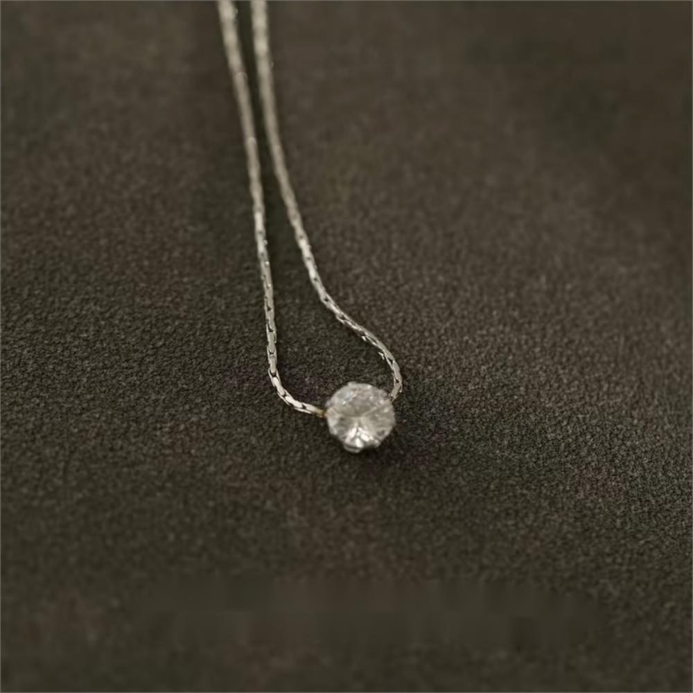 Acier Inoxydable Plaqué Or Délicat Minimaliste Zircon Charme Chaîne Anti-ternissement Pierre Cz Ronde Transparente Collier pour Femmes Bijoux