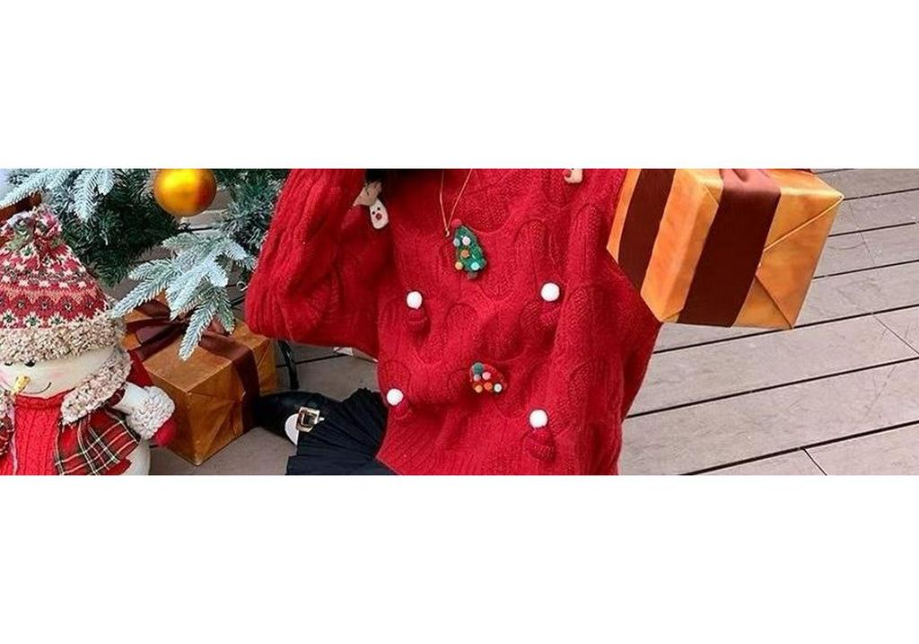 2026 Winter Women's Loose Round Neck Knit Pullover Sweater In Christmas Red