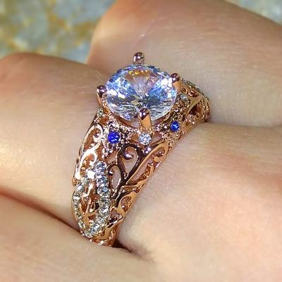 Neue Rose Gold Farbe Hohl Muster Frauen Ringe Hochzeit Engagieren Geburtstag Geschenk für Mama Gute Qualität Mode Schmuck