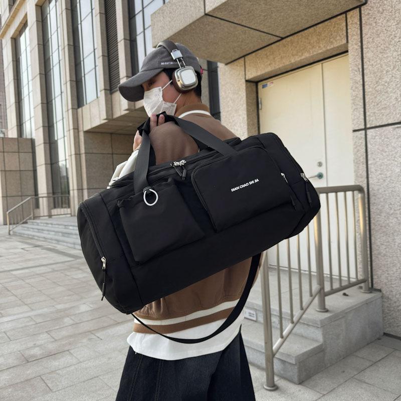 Men and Women College Students Can Store Luggage Bags for Wet and Dry Fitness Bags for School and Holidays.