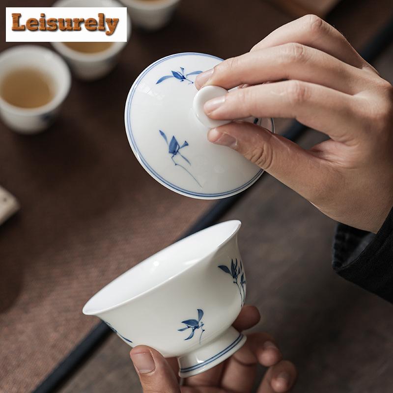 120ml čistě ručně malovaná motýlí orchidej gaiwan bílý porcelán vysoké nohy čajová mísa čajový obal miska čínský čajový set řemeslné výrobky