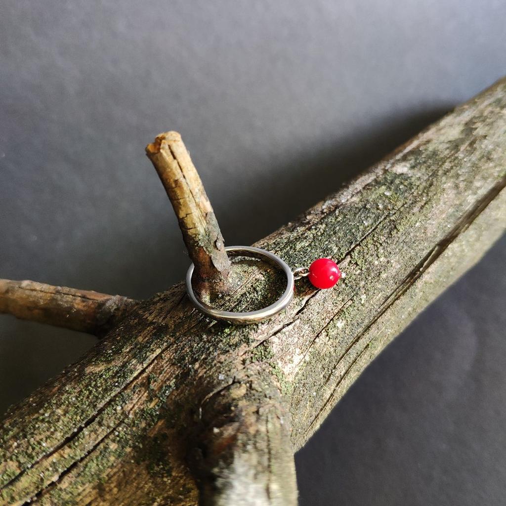 Zilveren ring met koraal, gewicht van het product 1,65 gr (2145585)