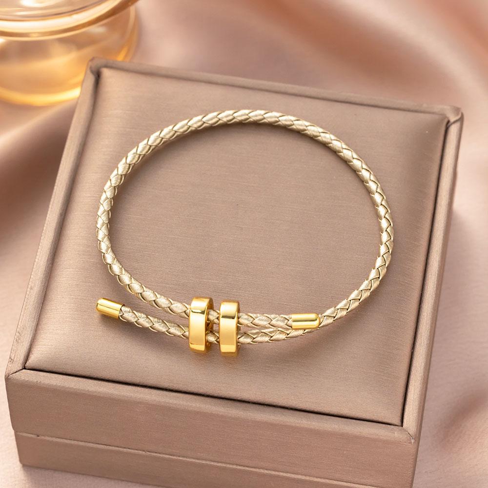 Trendiges Rotes Fadenarmband für Damen Herren Verstellbares Edelstahl Geflochtenes Seil Unisex Charm Schmuck