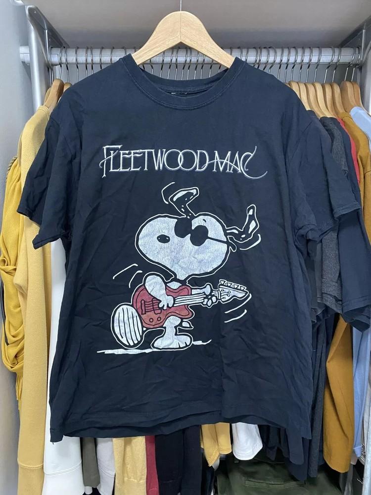 

Rare Fleetwood Mac Sn00py Vintage TShirt Rare Design Unisex 90s Unisex T-Shirt XXXXL