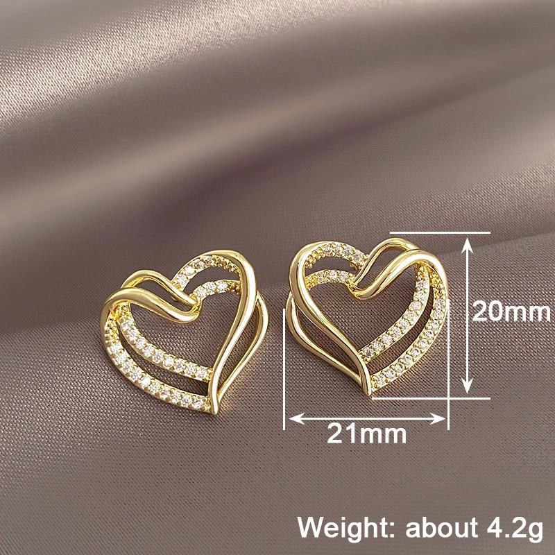 Sweet Heart Hollow Design Stud Earrings Romantic Graceful Bridal Wedding Jewelry Women’s Luxury Gold Color Accessories