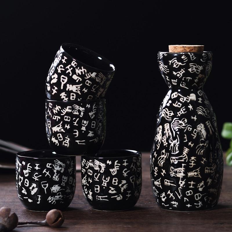 1 Set Japanese Style Sake Wineware Porcelain Underglaze Color Hand-painted Wine Dispenser Ceramic Flagon Liquor Spirits Cups Set