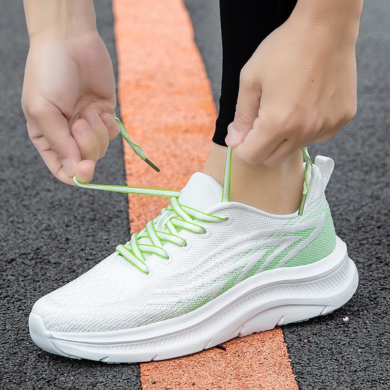Big Size 43 Sports Shoes for Women 2025 New Fashion Korean Version Trendy Fly Woven Breathable Anti Slip Lightweight Running Sho
