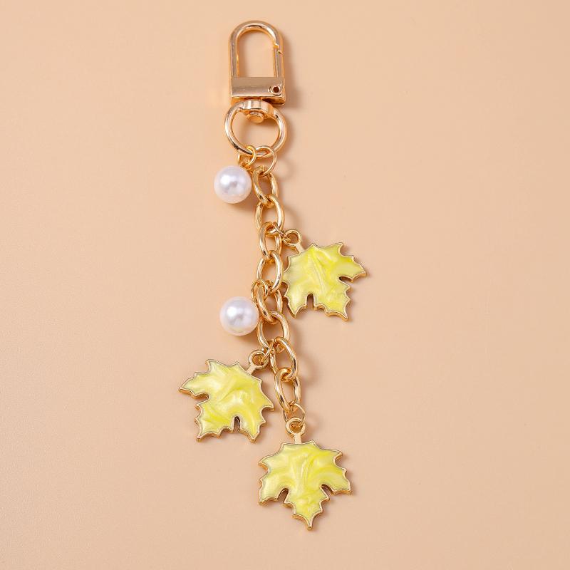 Cute Enamel Maple Leaf Keychain Women Girls Key Ring Pendants for Handbag Decor DIY Handmade Jewelry Gifts