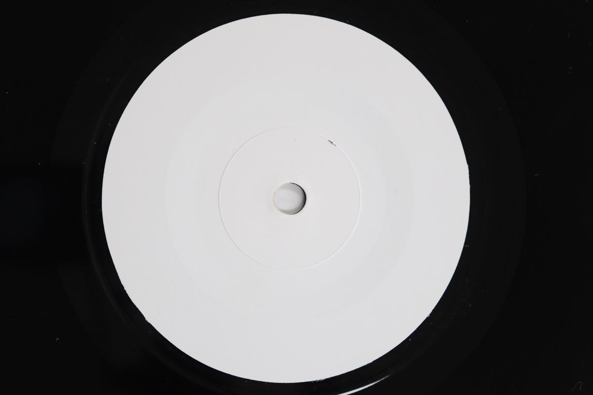 

7inch Record MICKEY SIMPSON / LOVE MUSIC - I And I Can t Turn Back Now / I And NONE NOT ON LABEL / 2017 UK Reggae, Ska & Dub Used