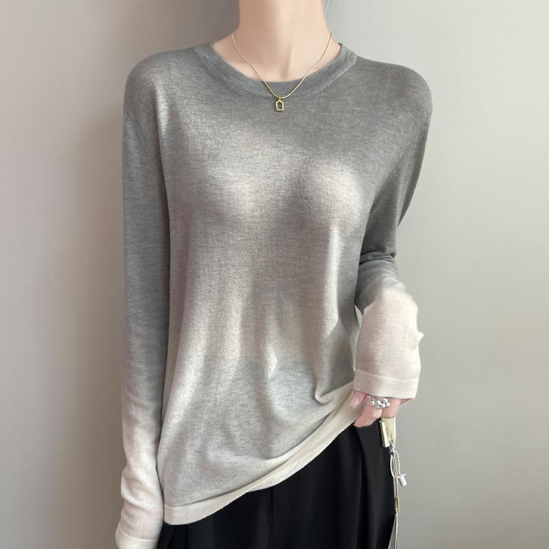 

Spring 2025 Gradient Merino Wool Crew Neck Knitwear - Loose Fit Top L
