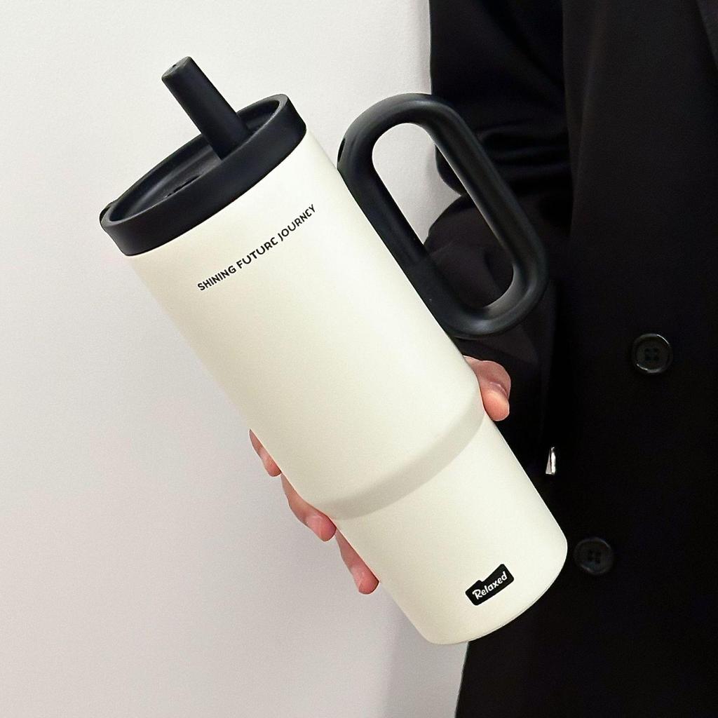 Premium Large-Capacity Insulated Stainless Steel Car Cup with Straw