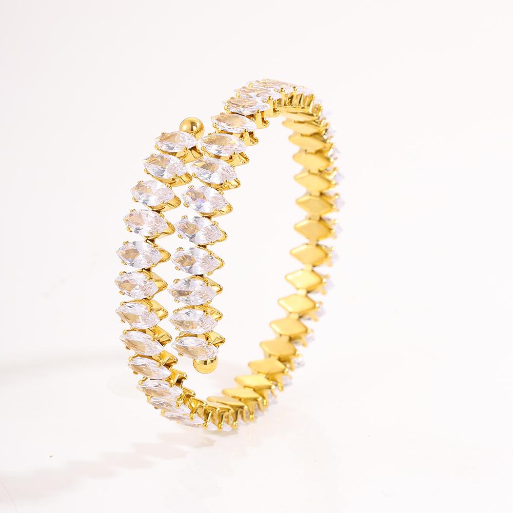 Titanium Steel Non-fading Women's Light Luxury Personalized Design Gold Fashion Trend Jingle