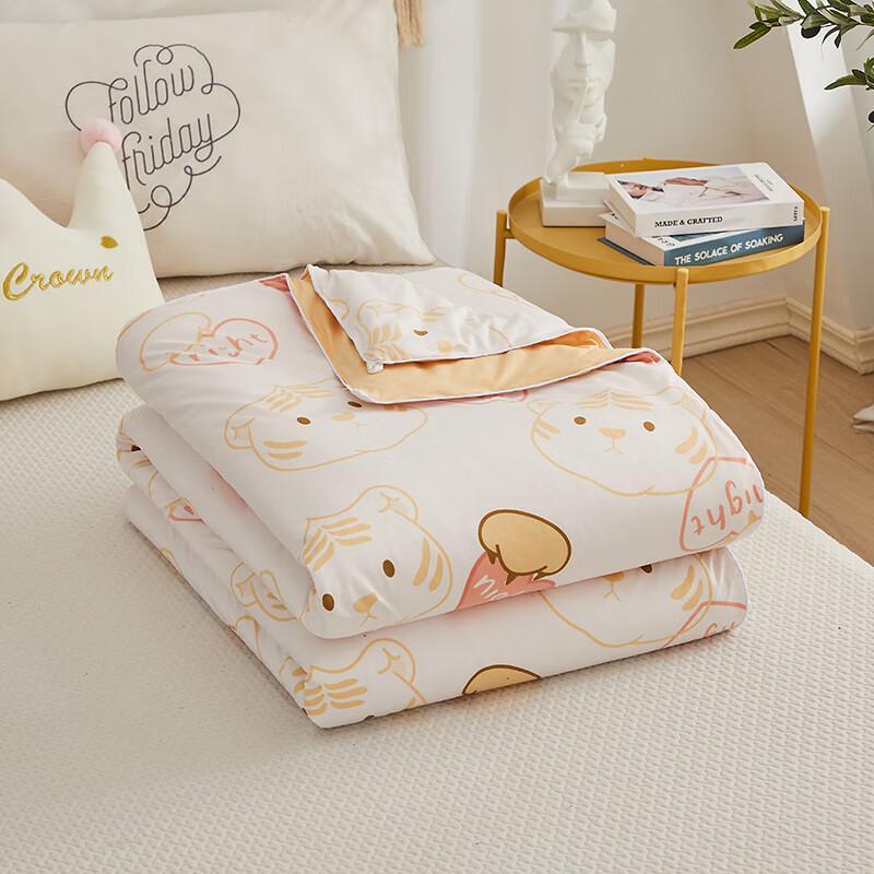

Hengyuanxiang Sweet Heart Summer Quilt