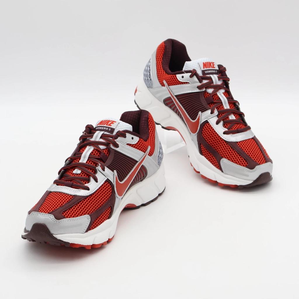 FN7778-600 Nike Zoom Vomero 5 Mystic Red and Platinum (Women's)