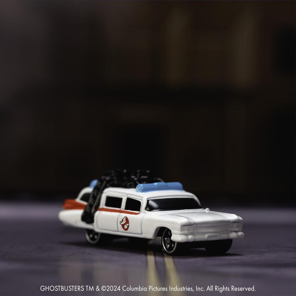 Jada Nanoscene: Ghostbusters 6-inch Stay Puffed Marshmallow Man Nano Ecto-1 – Highly Detailed Movie Replica Playset