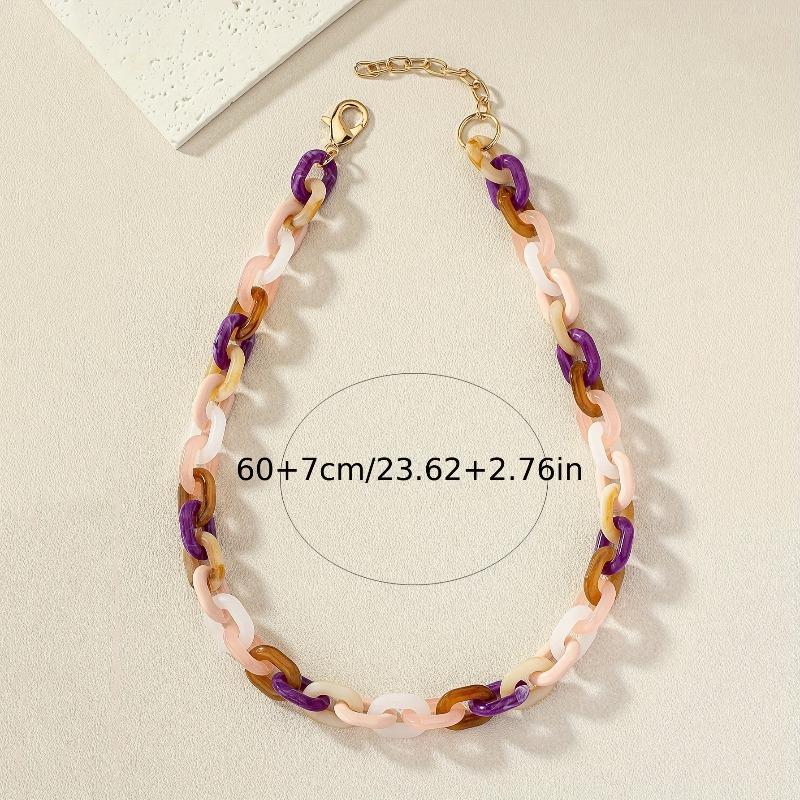 A acrylic fresh multi-color light pie large buckle chain chain necklace is hot for sale