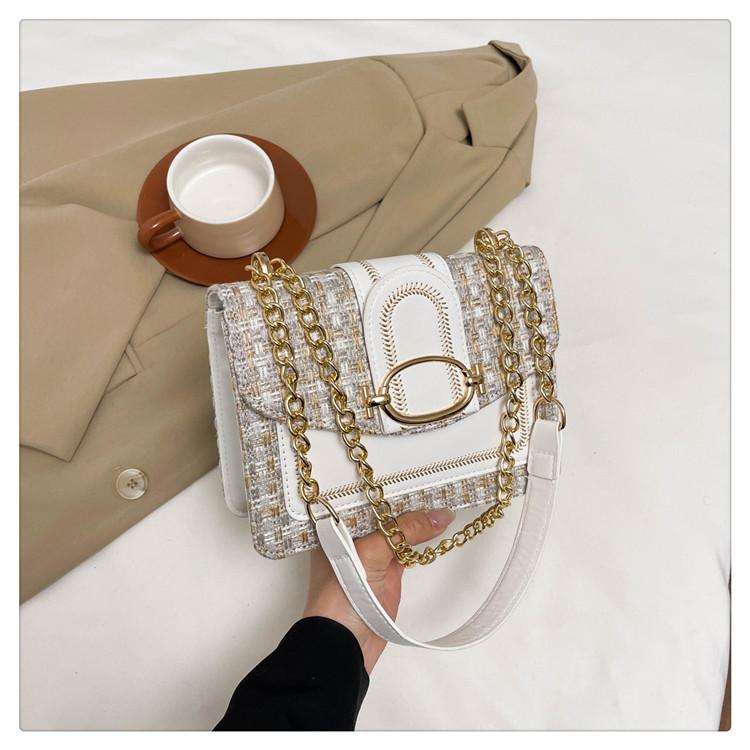 Korean Version Chic Create Patterns Pu Leather Shoulder Crossbody Bag with Gold Chain Strap Perfect for Elevating Everyday Looks