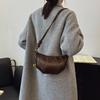 Foreign Trade Niche Super Fire Dumpling Bag Women's 2025 New Autumn and Winter Popular Fashion Shoulder Messenger Bag Versatile Croissant Bag