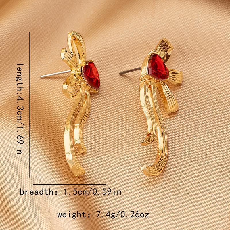 

Elegant Retro Gem Bow Stud Earrings: European & American Trend
