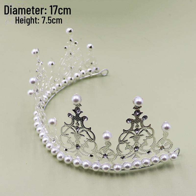 Queen Crown Cake Decoration with Lace, Pearls, and Baby's Breath for Birthdays