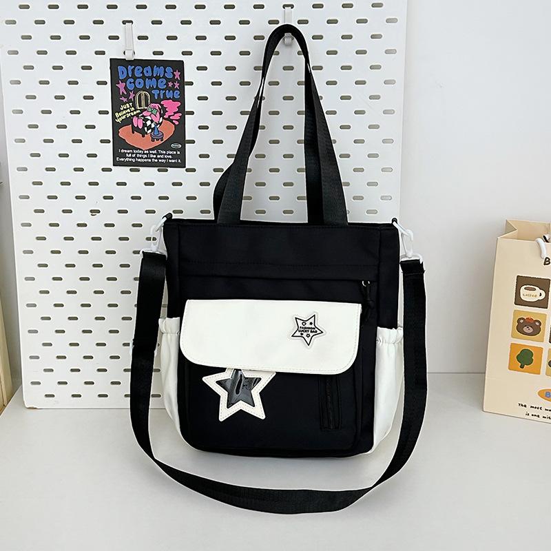 Sweet girl make-up bag Versatile girl messenger bag Fresh and cute middle and high school students