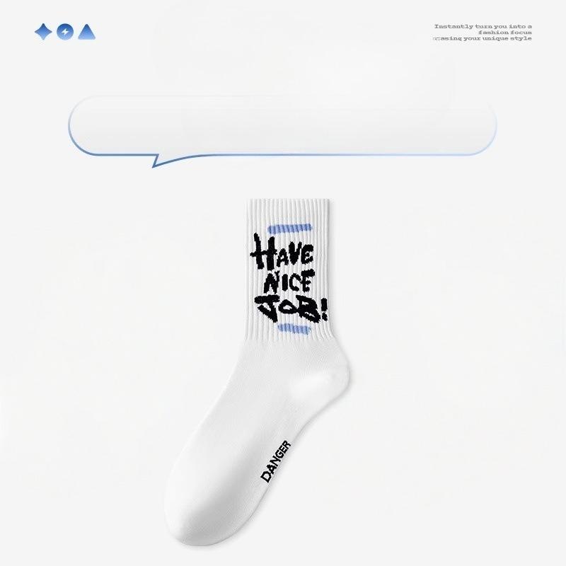 

Мужские весенне-осенние трендовые спортивные уличные носки-гольфы с граффити и надписями, выражающими индивидуальность 1 pair