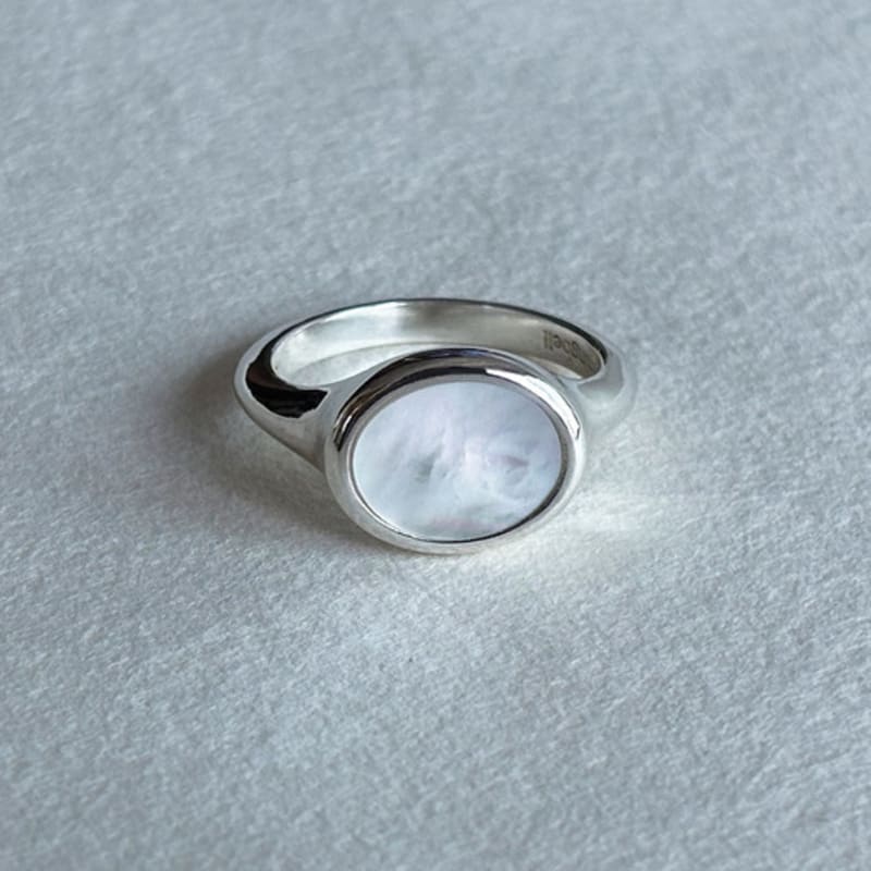 eveningbell [silver925] Bloom pearl ring white mother-of-pearl