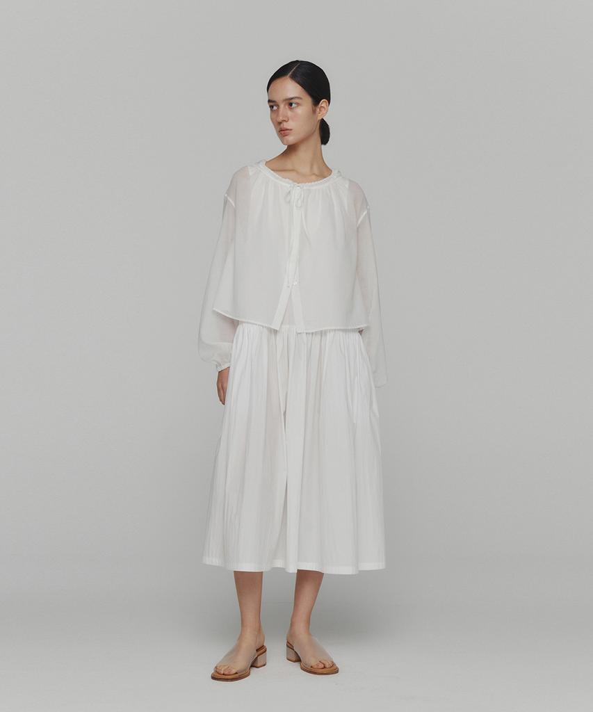 Amomento Sheer Shirring Hooded Blouse_White