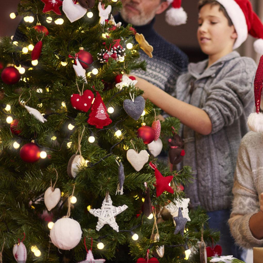 Packung mit 6 Innen- und Außen-Weihnachtsbaum-Kunststoffsternen Schlafzimmer Weihnachtsbankett Hängeornament Büro Festivalzubehör