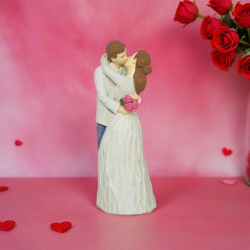 Sweet Loving Elderly Couple Figurine Sculpture for Romantics Home Decors and Wedding Anniversary Valentines Day Gift