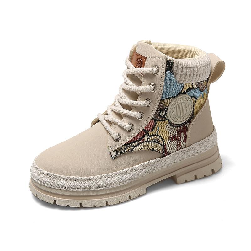 Autumn and Winter High-top Thick-soled Straw Martin Boots Outdoor Casual Short Boots Mountaineering Bear Couple Boots