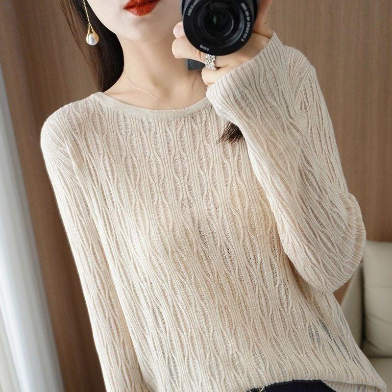 Fashionable Round-neck Knitted Sweater for Women In Autumn and Winter Thin Cut-out Sweater Loose Long-sleeved Pullover