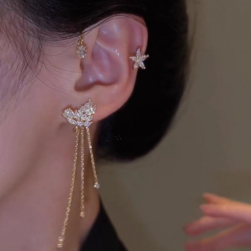 2026 Star Leaf Tassel Earmuff Earrings: Multi-functional Jewelry
