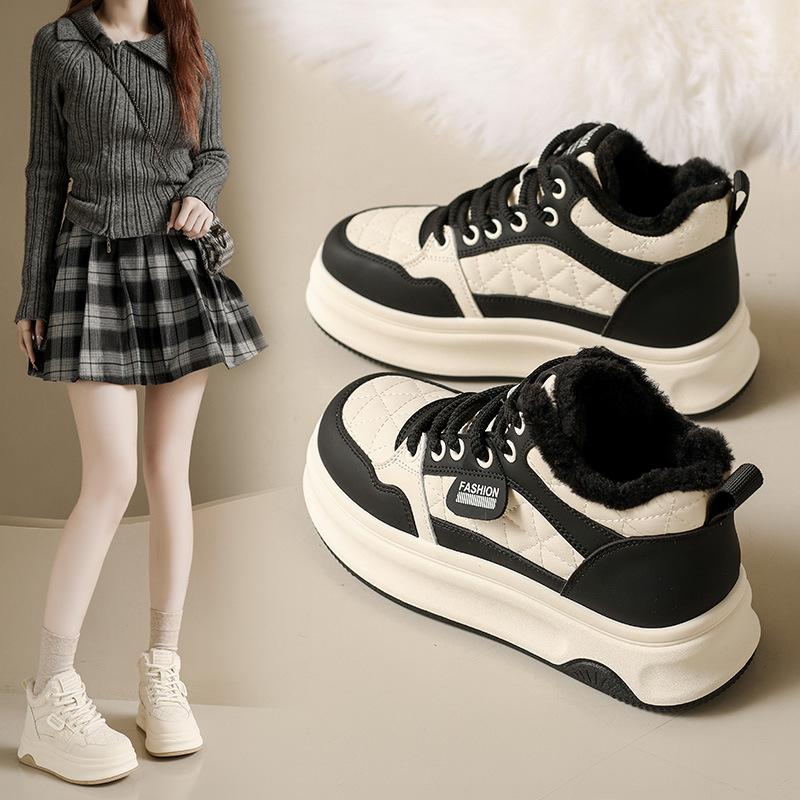 Women's Thick-soled Winter Lightweight Warm One-step Padded Snow Boots Non-slip Wear-resistant Casual Sneakers Cotton Boots Sneakers