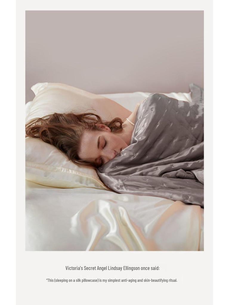 Luxurious Mulberry Silk Pillowcase - Soft, Breathable, Smooth, and Beauty-Enhancing High-Value Pillow Cover.