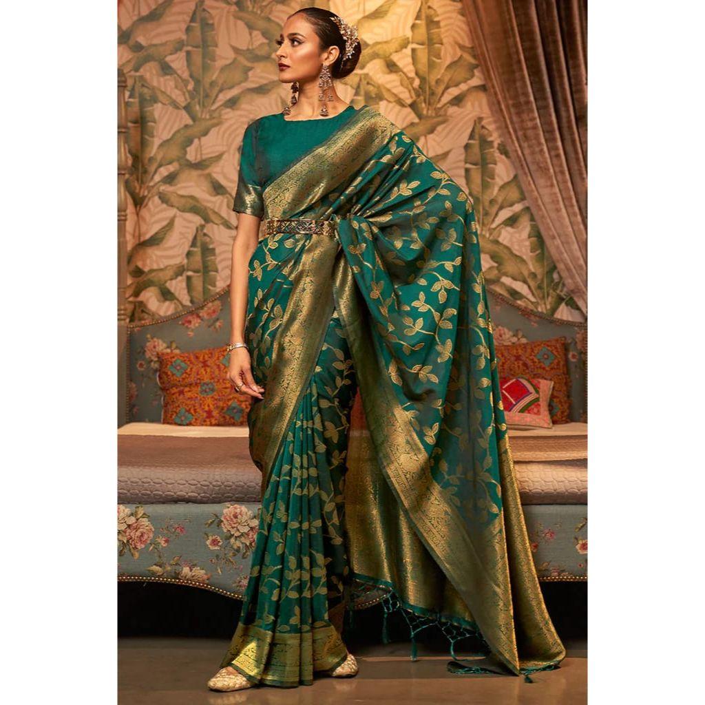 

Индийский традиционный мягкий шелк личи с золотым дизайном яри и великолепным красивым богатым паллу