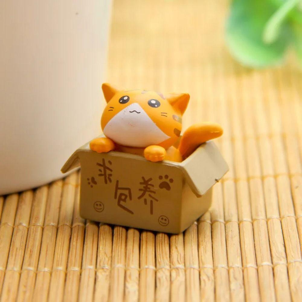 Cartoon Mini Cat Ornament Plastic Toy Miniature Figurines Garden Kitten Statue  Home Decor