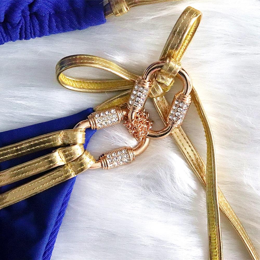 Sexy křišťálové diamantové plavky bez zad se zlatým páskem