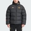 Adidas Originals Manchester United Kulturelle Geschichte Gesteppte Jacke Limitierte Auflage Jahr des Pferdes CNY Neujahrs Kollektion Herrenjacke JM5567