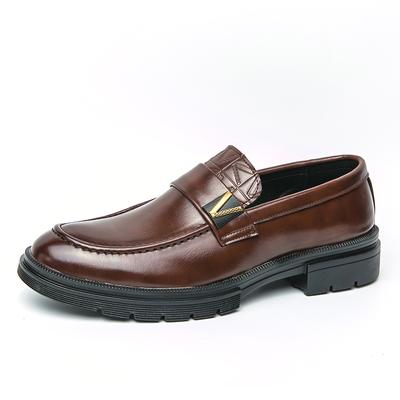 Mode 2024 Hochwertige Marke Dicksohlige Slipper Herren Rindsleder Britische Schuhe Modische Vielseitige Herren Fahrschuhe Outdoor