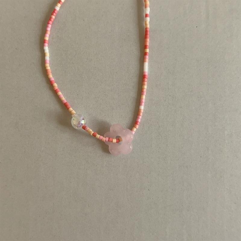 Resin Flower Pendant Necklace Crystal Bead Choker Sweet Dopamine Clavicle Chain Choker Jewelry for Women Girl Teen