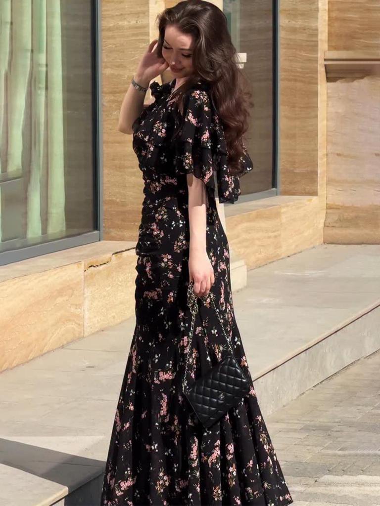 Elegantes Damen-Langarmkleid mit floralem Muster - Kollektion Frühjahr 2025